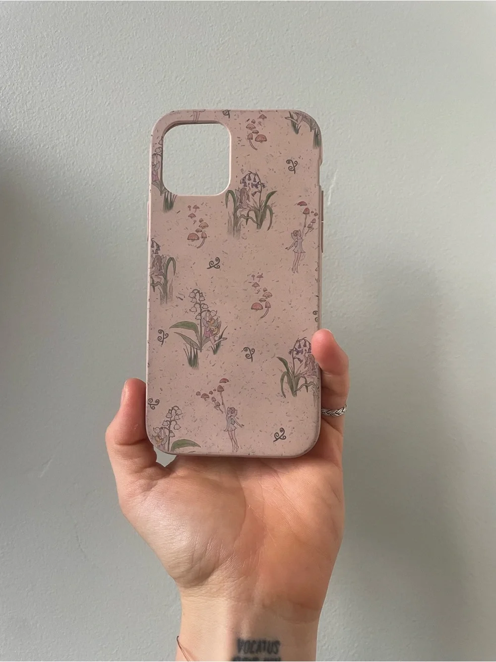 Seashell Little Fairies / Pink Botanical iPhone 12 Case